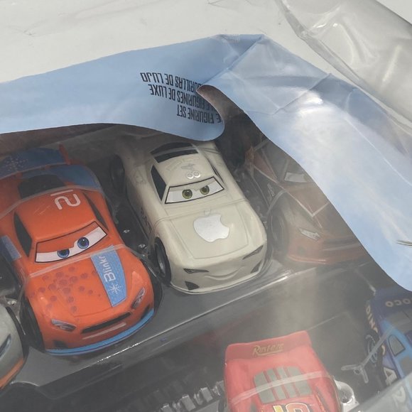 Disney Pixar Cars Deluxe 9 Figurine Set 2021 1/64 w/ Apple Car Package Damaged - Picture 8 of 10